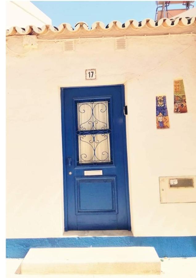 Blue House Apartment อัลบูเฟรา ภายนอก รูปภาพ